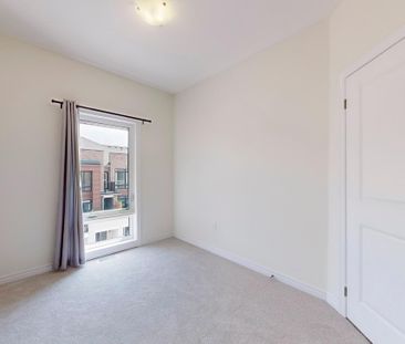 For Lease - 12 Gunton Street, Aurora, Ontario - Photo 4