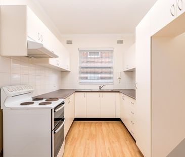 4/1-3 Gannon Avenue, Dolls Point NSW 2219 - Apartment For Rent | Do... - Photo 5