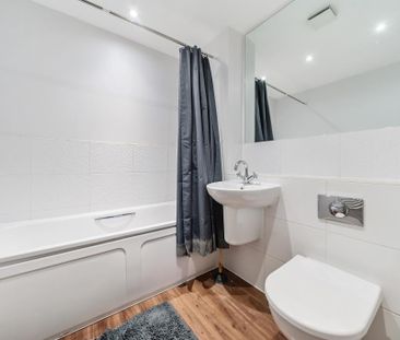 2 bedroom apartment to rent - Photo 6