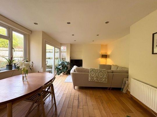 4 bedroom semi-detached house to rent - Photo 1