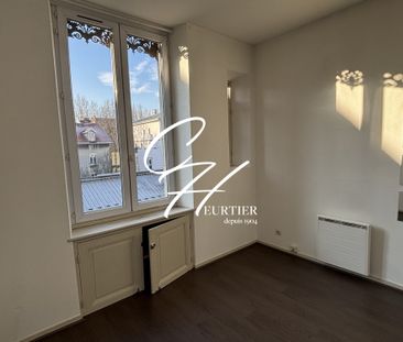 Grenoble - Appartement T2 - Balcon - Photo 1