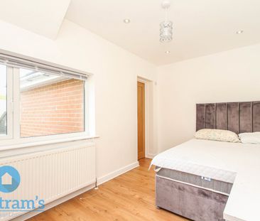 1 bed Shared House for Rent - Photo 2