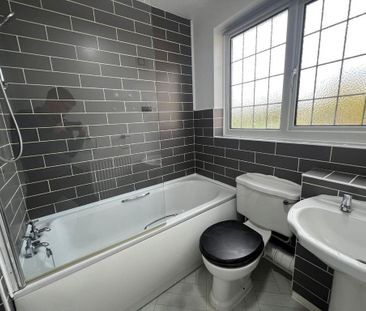2 bedroom house to rent - Photo 1