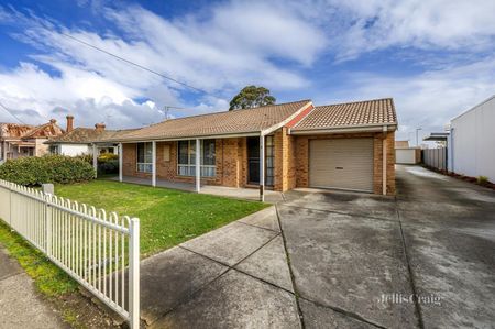 1/118 Albert Street, Sebastopol - Photo 5