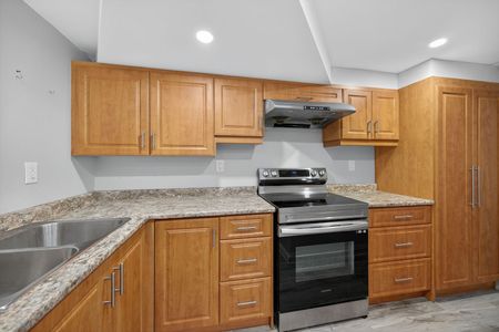 For Lease - 764 Upper Ottawa Street, Hamilton, Ontario - Photo 4