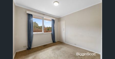 Family Home in Double School Zone! - Photo 4