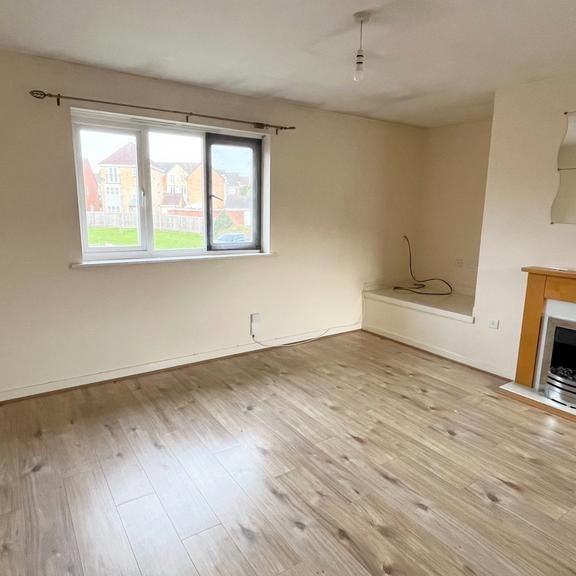 2 bedroom maisonette to rent - Photo 1