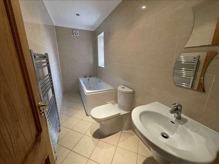 Moon Court, Pocklington, YO42 - Photo 5