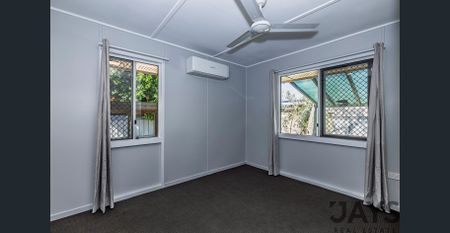 22 Kyrie Avenue, Mount Isa - Photo 4