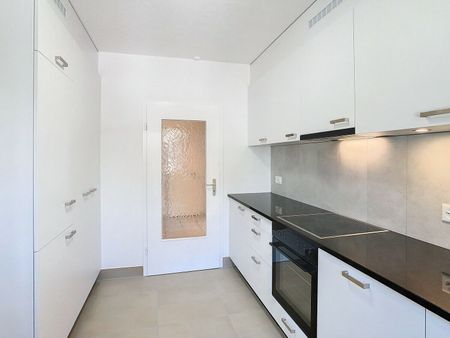 Spacieux logement de 3½ pièces partiellement rénové au coeur de la ville - Foto 3