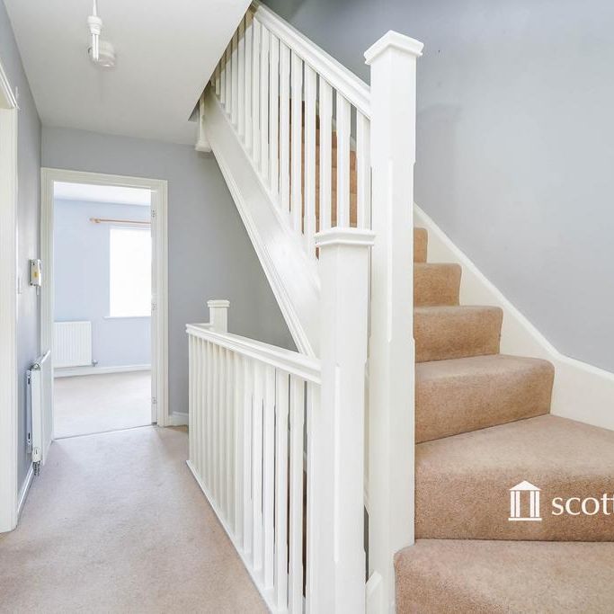 3 bedroom semi-detached house to rent - Photo 1