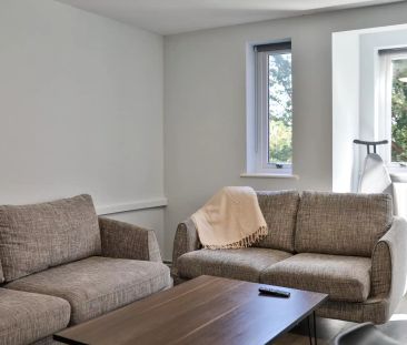 Classic Three Bed - Photo 4