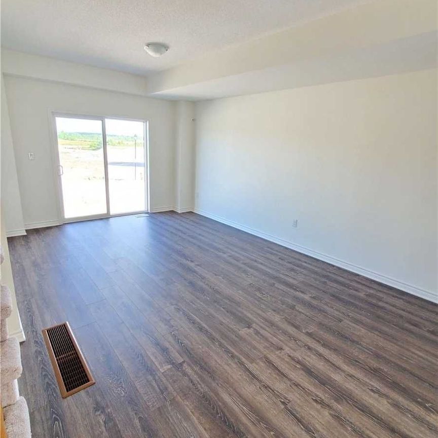 For Lease - 36 Surf Drive, Wasaga Beach, Ontario - Photo 1