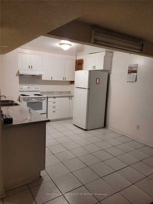 For Lease - 13 Pennsylvania Avenue, Brampton, Ontario - Photo 1