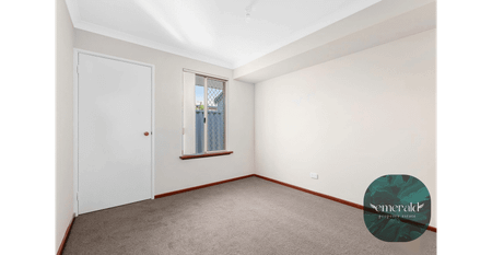 VICTORIA PARK CAFE STRIP LOCATION - Photo 2