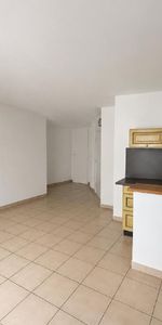 Location Appartement 1 pièce 30m² BEAUMES DE VENISE 84190 - Photo 4