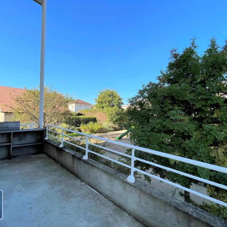 Appartement à louer 4 pièces 70.83m² - Photo 1