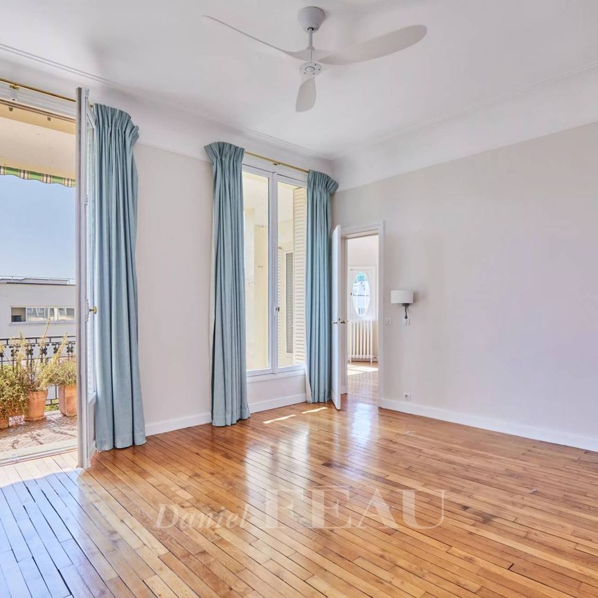 Location appartement, Paris 16ème (75016), 8 pièces, 331.93 m², ref 85531767 - Photo 1