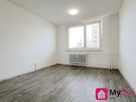 Pronájem bytu 1+1 33 m2 - Fotografie 3