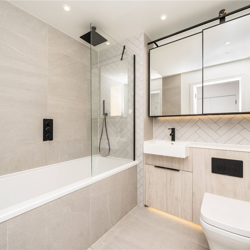 Greenleaf Walk, The Green Quarter, Southall, UB1 1FQ - Photo 1