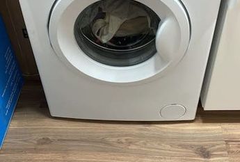 Plaça de Pep Ventura, Badalona, Catalonia 08912