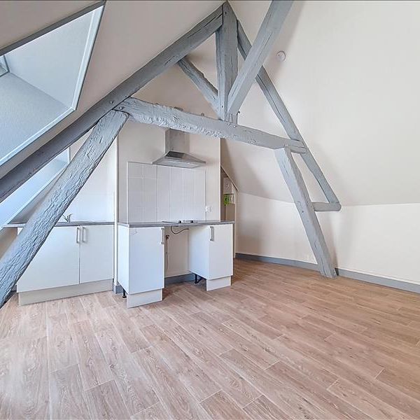1 pièce - 14,5 m² - 1er étage - Colocation non autorisée - Photo 1