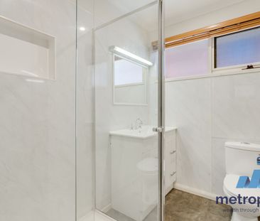 3 Allied Drive, CARRUM DOWNS, VIC - Photo 5