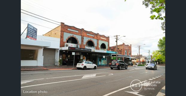 Luxury One-Bedroom Apartment in the Iconic NINE by Mirvac - Photo 1