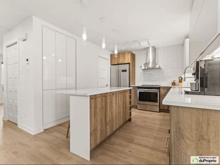 7065, Taillon, Longueuil (St-Hubert) à louer - Photo 2