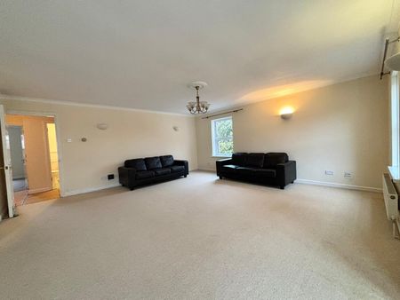 Grosvenor Square, Southampton - Photo 2