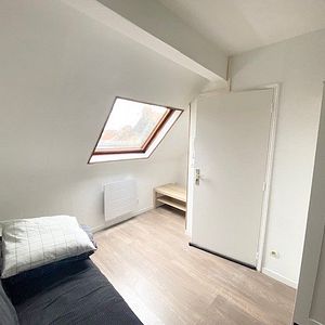 A louer secteur Gambetta studio MEUBLE de 25m2 - Photo 2