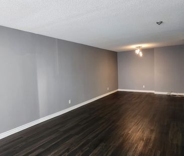 For Lease - 61 Markbrook Lane Unit# 317, Toronto, Ontario - Photo 6
