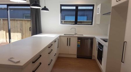 Spacious home in Hanley's Farm - Photo 3
