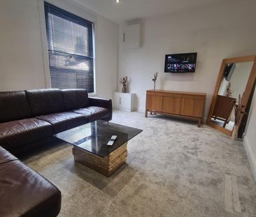 2 Bed Maisonette, Glossop Street, LS6 - Photo 2