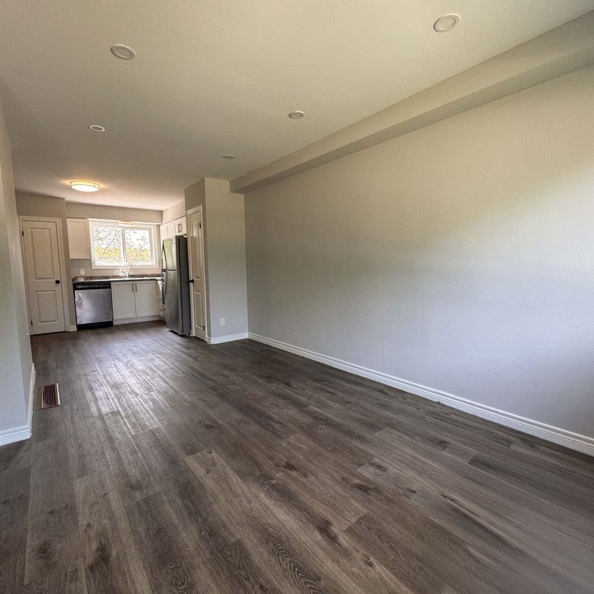 For Lease - 840 Alice Street, Woodstock, Ontario - Photo 1