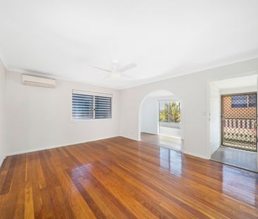 253 Anzac Avenue, Kippa-Ring QLD 4021 - House For Rent - $875 | Domain - Photo 2