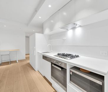 Fully Furnished 2-Bedroom Apartment in Prime South Yarra Location - Photo 1