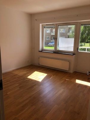 Mäster Ernsts gata 24 - Photo 1