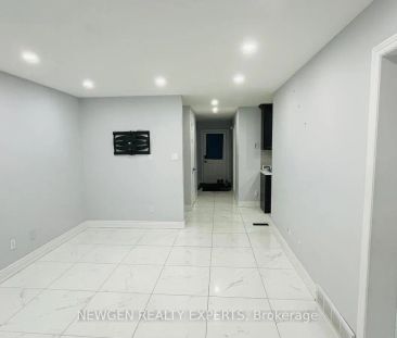 803 DEVERON CRESCENT W - Photo 2