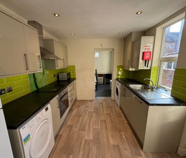 Siward Street, Hull Road - P1876 - Photo 6