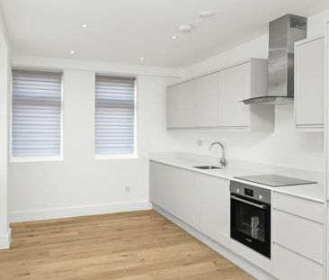 London Road, Sittingbourne, Kent, ME10 - Photo 4