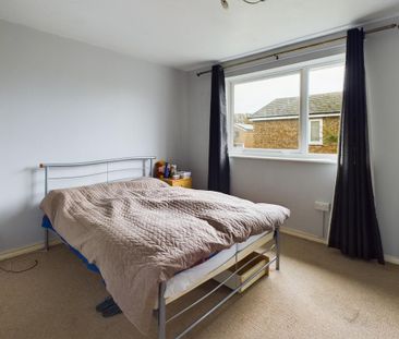 2 bedroom maisonette to rent - Photo 2