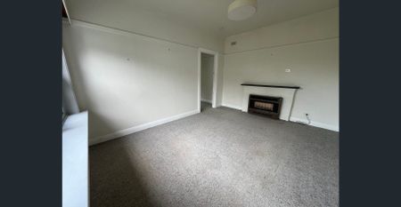 Move-In Ready 3-Bedroom Home Near Schools & CBD - Photo 2