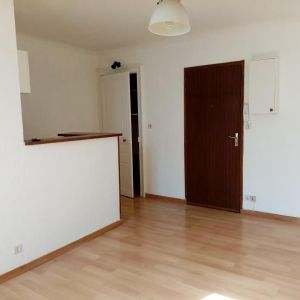 Location Appartement 1 pièce 21m² NANTES 44000 - Photo 2