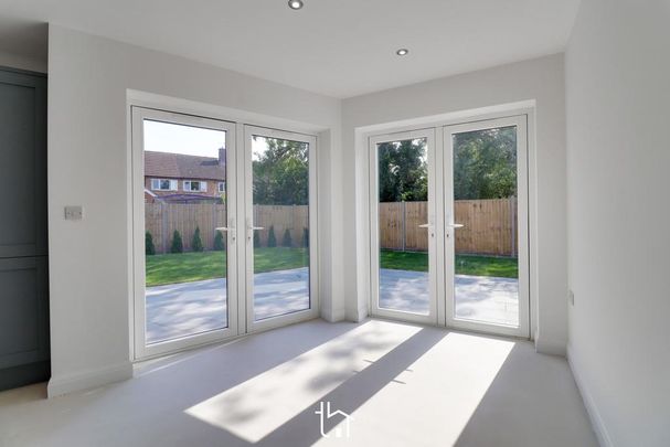 3 bedroom detached bungalow to rent - Photo 1