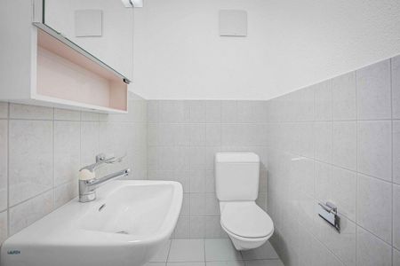 bright apartment in a quiet location - Photo 4