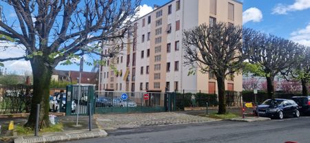 Location Appartement 3 pièces 52m² CHOISY LE ROI 94600 - Photo 3