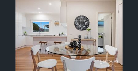 Charming 2-Bedroom Home in Mill Park - Photo 3