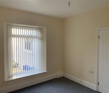 4 bedroom terraced house to rent - Photo 6