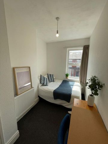 4 bedroom house to rent - Photo 3